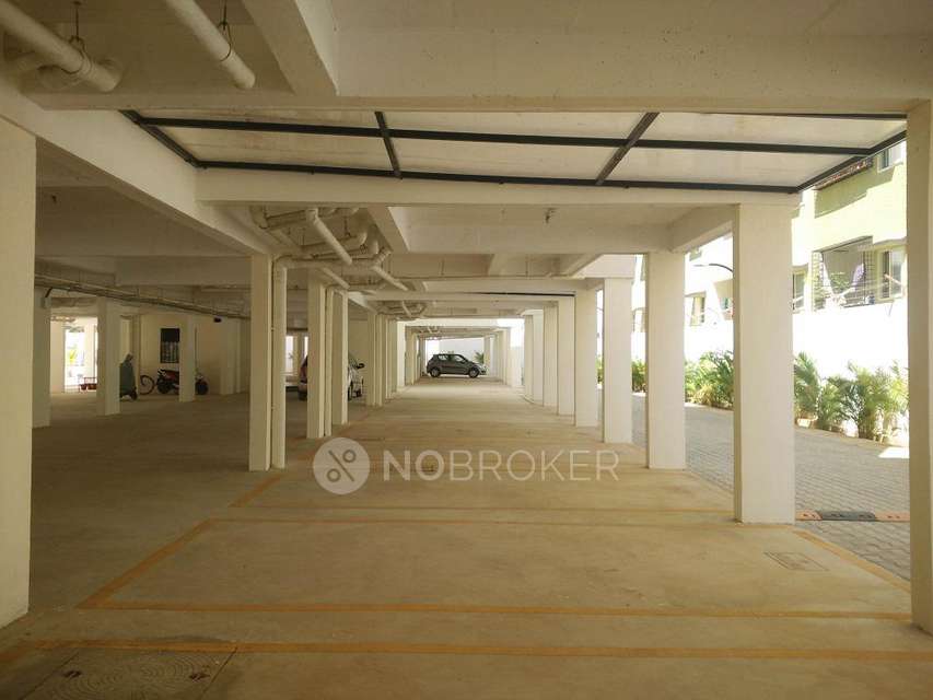 2 BHK Flat In Dhammanagi Lilium Gardenia For Sale  In Rk Hegde Nagar