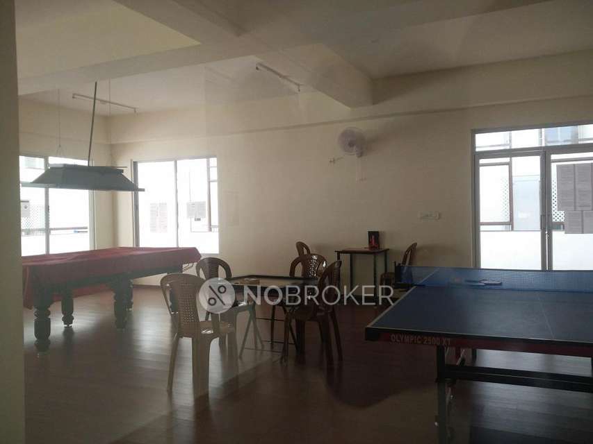 2 BHK Flat In Dhammanagi Lilium Gardenia For Sale  In Rk Hegde Nagar