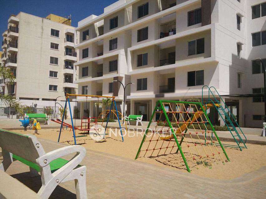 2 BHK Flat In Dhammanagi Lilium Gardenia For Sale  In Rk Hegde Nagar