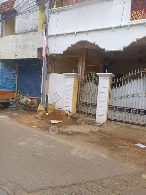 PG for Girls in Saligramam,