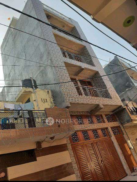 1 RK Flat In Parihar Apartment.baba Colony Burari for Rent  In Baba Colony, Burari