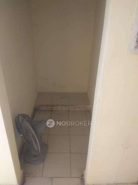 2 BHK Flat In Preethi Sravya Paradise, For Sale  In Saroornagar