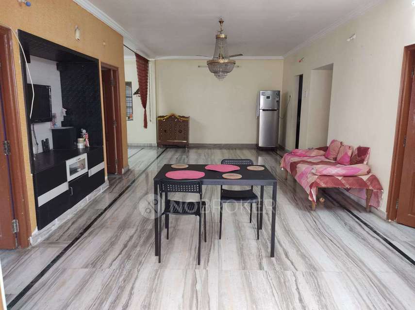 3 BHK Flat In Gauthami Paradise For Sale  In Kondapur