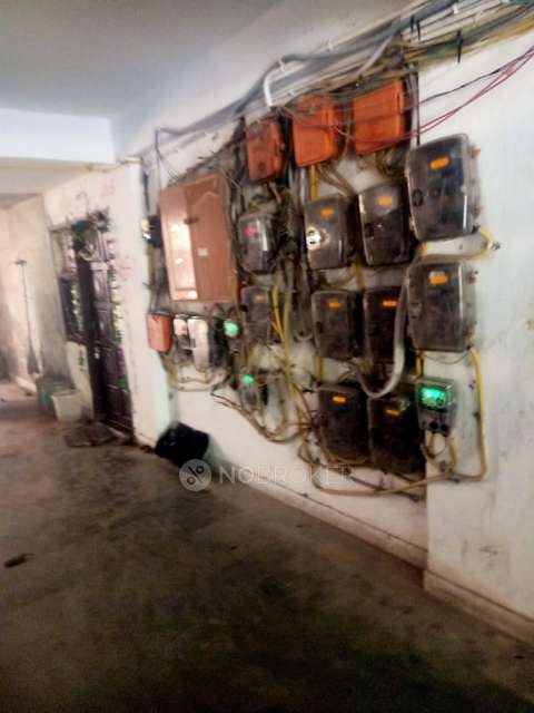 2 BHK Flat In Keshav Puram For Sale  In Aya Nagar