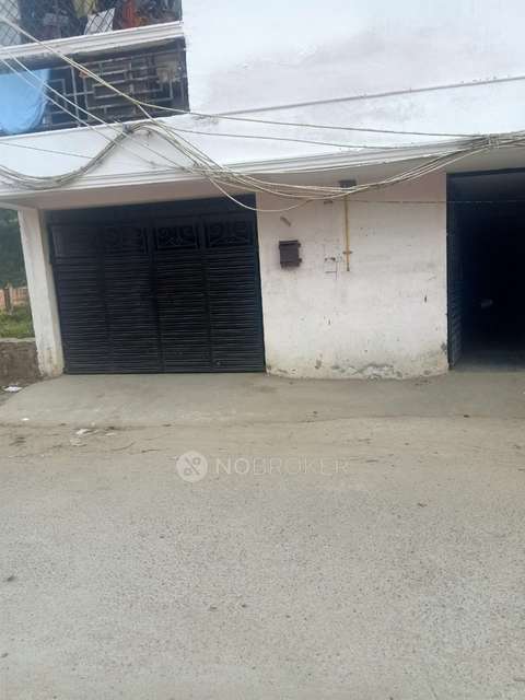 2 BHK Flat In Keshav Puram For Sale  In Aya Nagar