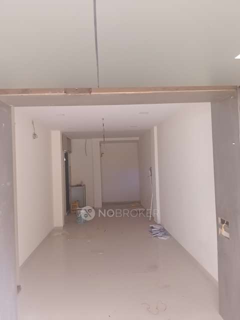 Shop in Dahisar East, Mumbai for Rent 