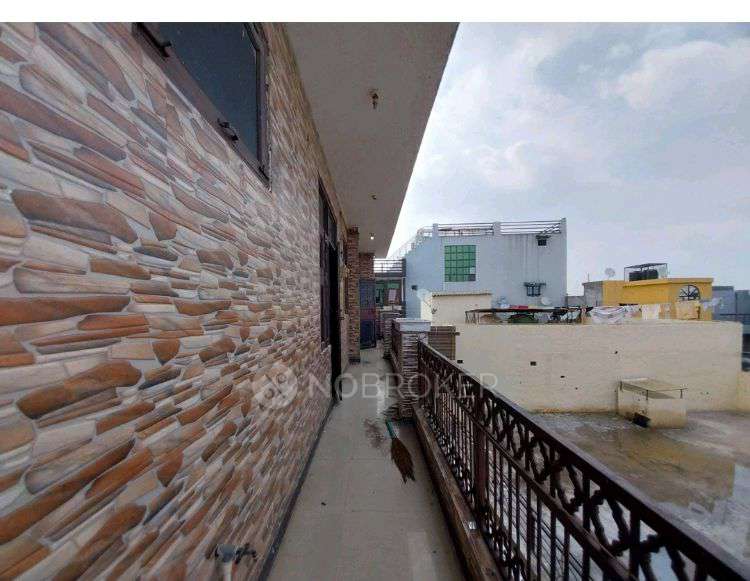 2 BHK Flat In Dheeraj Apartment For Sale  In Mfw5+r6x, Guldhar Raispur Rd, Santos Nagar, Mansi Vihar, Sector 23, Sanjay Nagar, Ghaziabad, Uttar Pradesh 201017, India