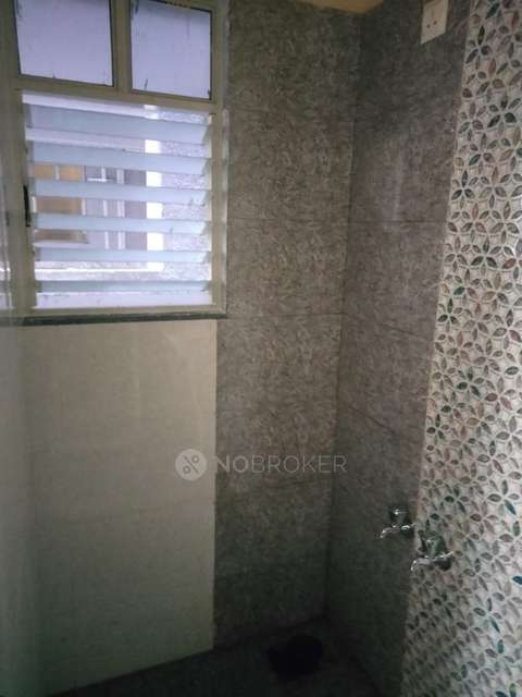 1 RK Flat In Scapers Square for Rent  In Vishrantwadi Chowk