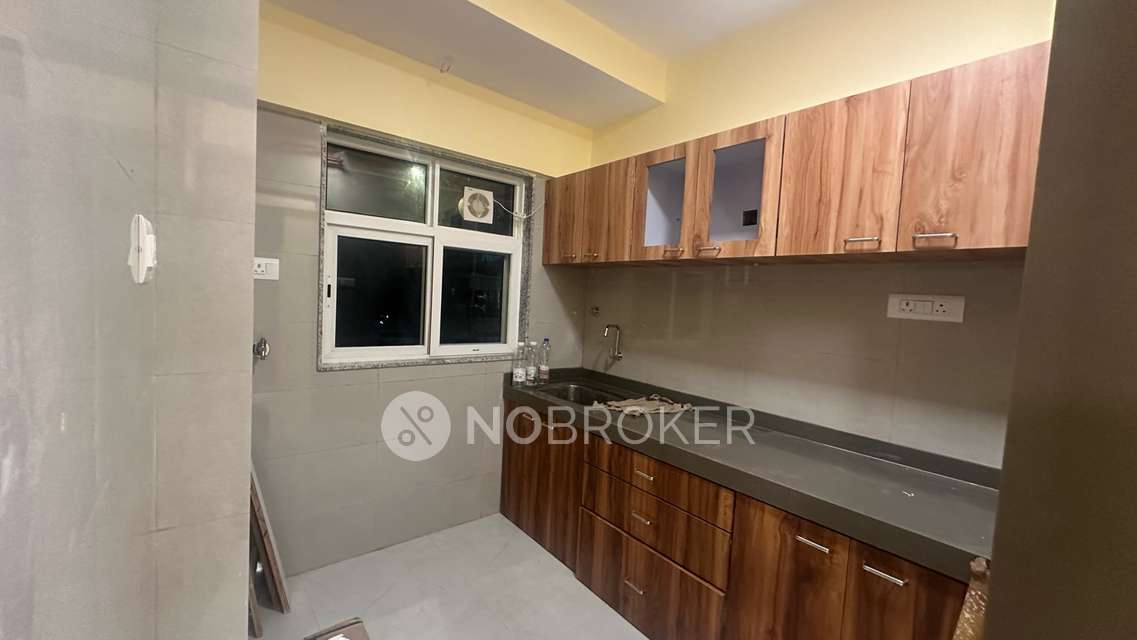 1 BHK Flat In Vaibhavlaxmi Queens Park for Rent  In Chembur