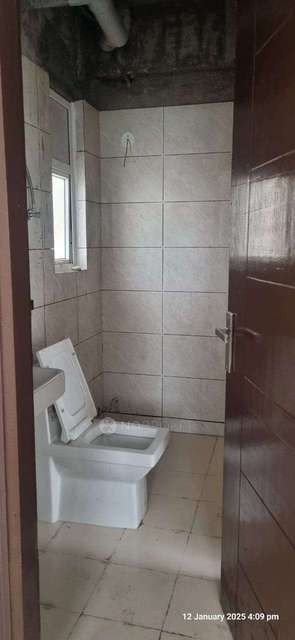 3 BHK Flat In Oasis Grandstand For Sale  In Sector 22d