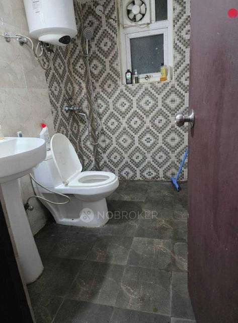 2 BHK Flat In Raksha Addela For Sale  In Gaur City 2