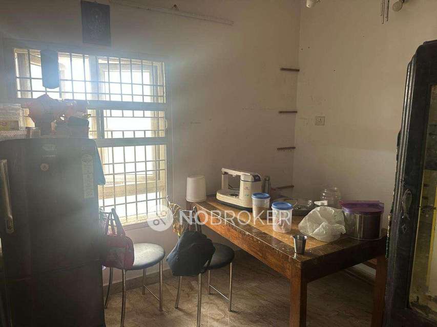 2 BHK Flat In Sri Sakthi Nivas For Sale  In Minambakkam