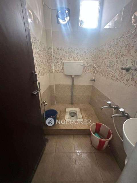 2 BHK Flat In Sri Sakthi Nivas For Sale  In Minambakkam