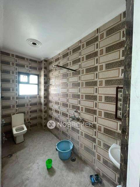 4 BHK Flat For Sale  In Sector 45