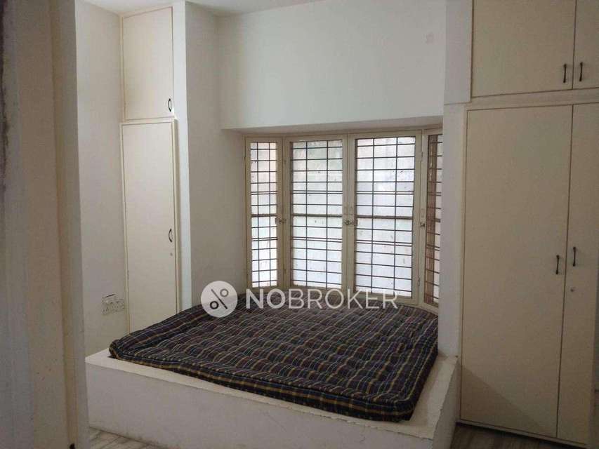 4+ BHK House For Sale  In ****** Kempapura