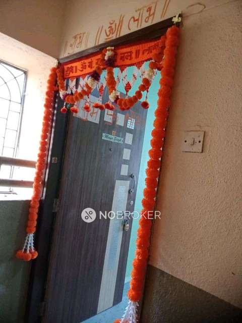 1 BHK Flat In Anita Nagar Bldg No.9, Akruli Road ,lokhanwala For Sale  In No 9, Lokhandwala Road