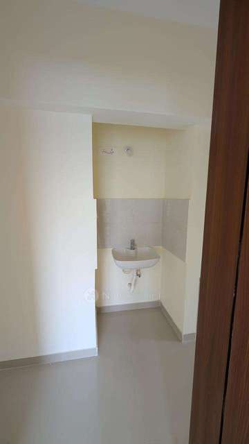 3 BHK Flat In Samruddhi Lake Tower, Wagholi, Pune for Rent  In Wagholi, Pune