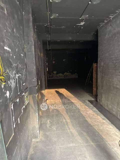 Shop in Geeta Colony, Delhi for sale 