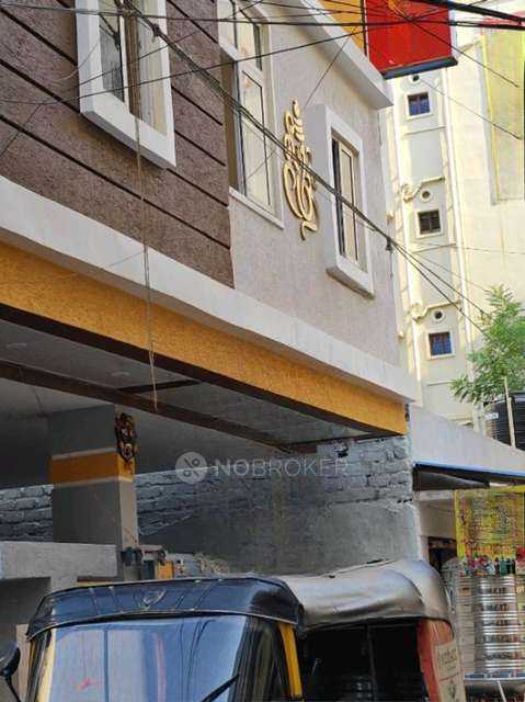 PG for Girls in Hafeezpet