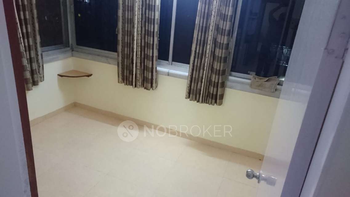 1 BHK Flat In Uttam Chs For Sale  In Natu Paranjpe Colony, Thane East