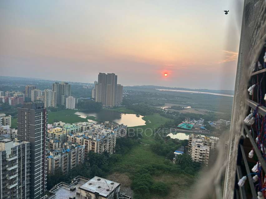 2 BHK Flat In Acme Avenue For Sale  In Kandivali West