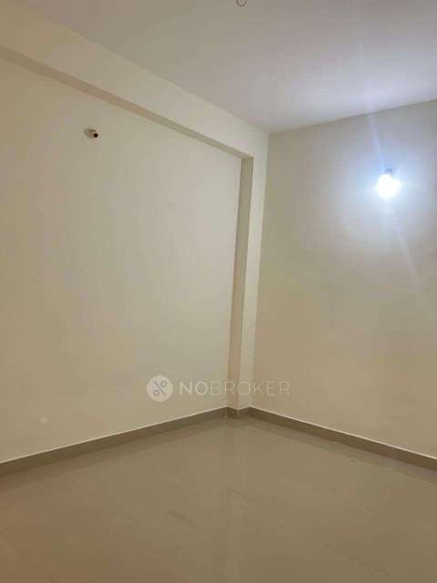 2 BHK Flat In A R Pride Asad Plaza For Sale  In Pochamma Basthi, Masab Tank