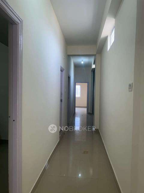 2 BHK Flat In A R Pride Asad Plaza For Sale  In Pochamma Basthi, Masab Tank