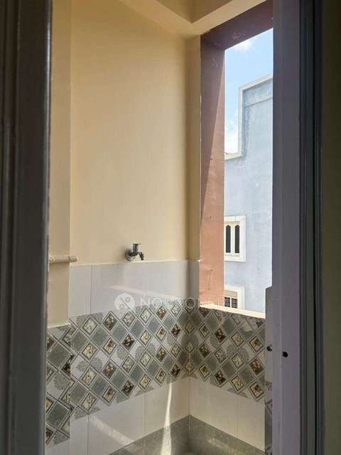 2 BHK Flat In A R Pride Asad Plaza For Sale  In Pochamma Basthi, Masab Tank