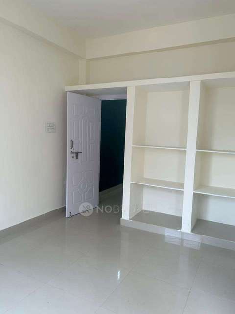 2 BHK Flat In A R Pride Asad Plaza For Sale  In Pochamma Basthi, Masab Tank