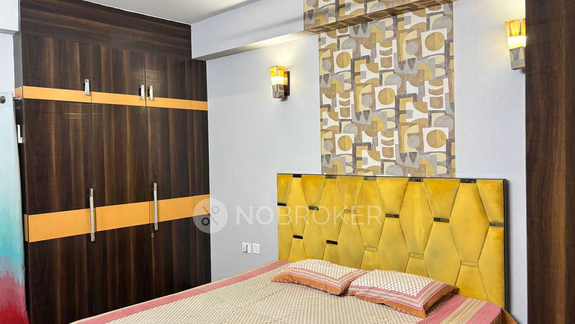 3 BHK Flat In Grand Ajnara Heritage For Sale  In Sector 74