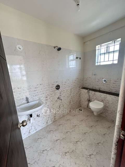 2 BHK Flat In Thiru Jog For Sale  In Hbr Layout 