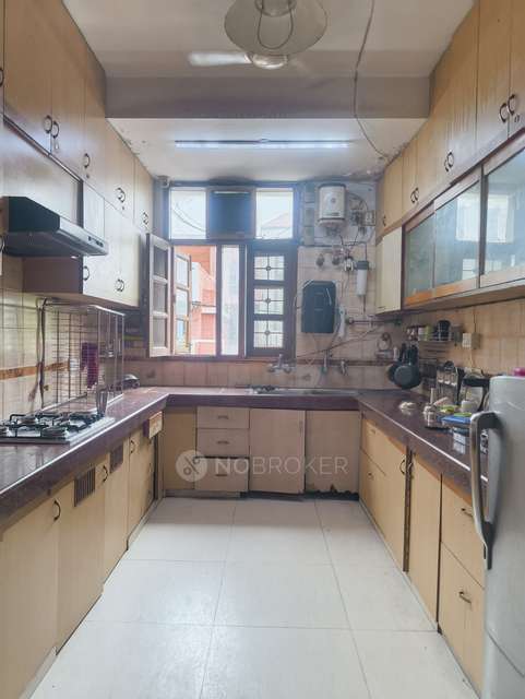 3 BHK Flat For Sale  In A1 Janakpuri
