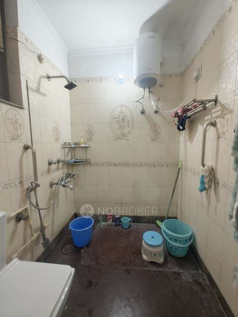 3 BHK Flat For Sale  In A1 Janakpuri