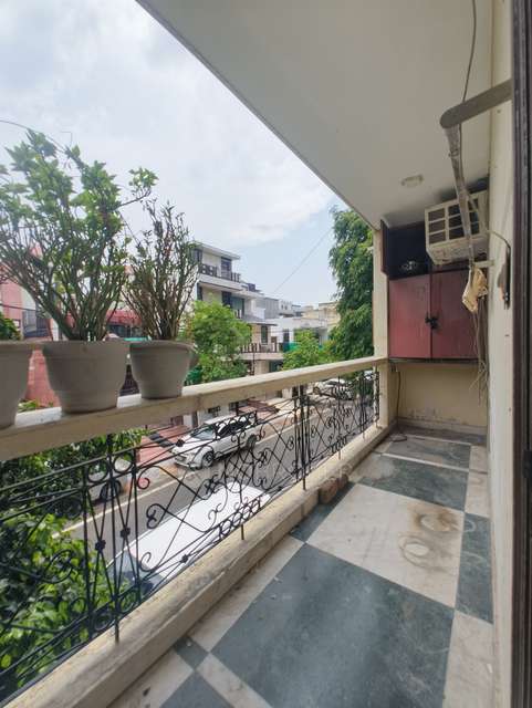 3 BHK Flat For Sale  In A1 Janakpuri