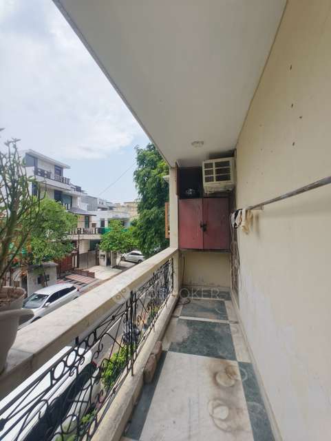 3 BHK Flat For Sale  In A1 Janakpuri