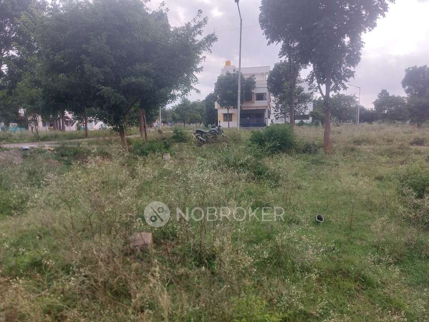 Plot For Sale  In Karnataka Housing Board In Chandapura 