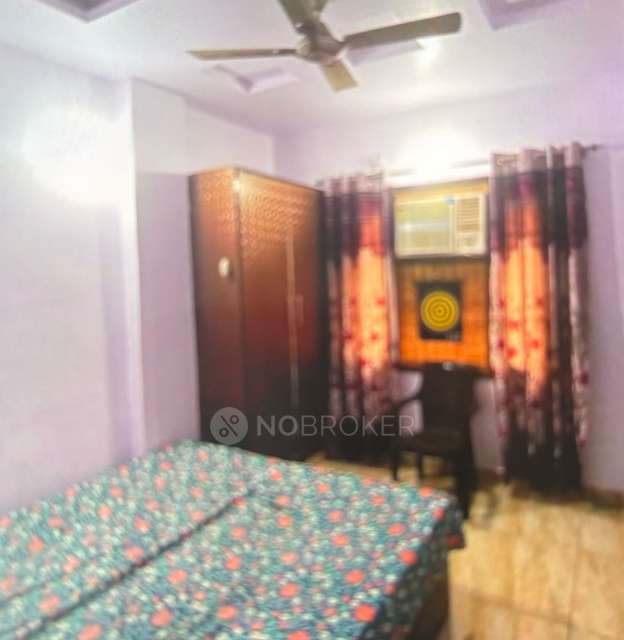 2 BHK Flat In Rohini Estate, Delhi for Rent  In Rohini
