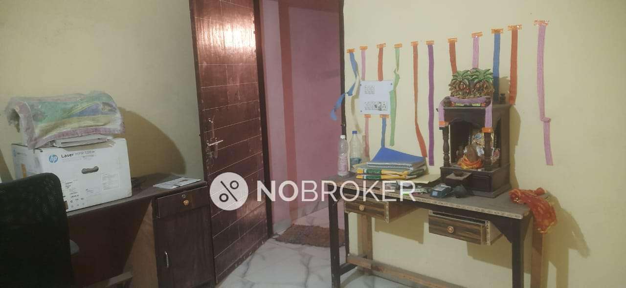 2 BHK Flat In Sb For Sale  In Uttam Nagar