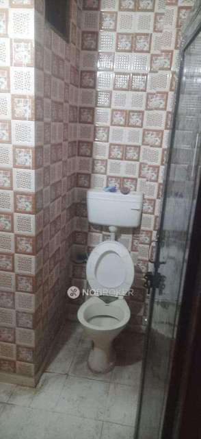 2 BHK Flat In Sb For Sale  In Uttam Nagar