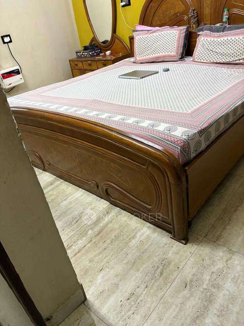 3 BHK Flat In Gg1 For Sale  In Vikaspuri