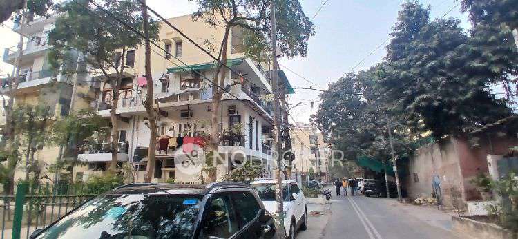 3 BHK Flat In Gg1 For Sale  In Vikaspuri