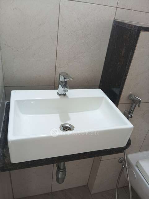 2 BHK Flat In Godrej Green Vistas for Rent  In Mahalunge