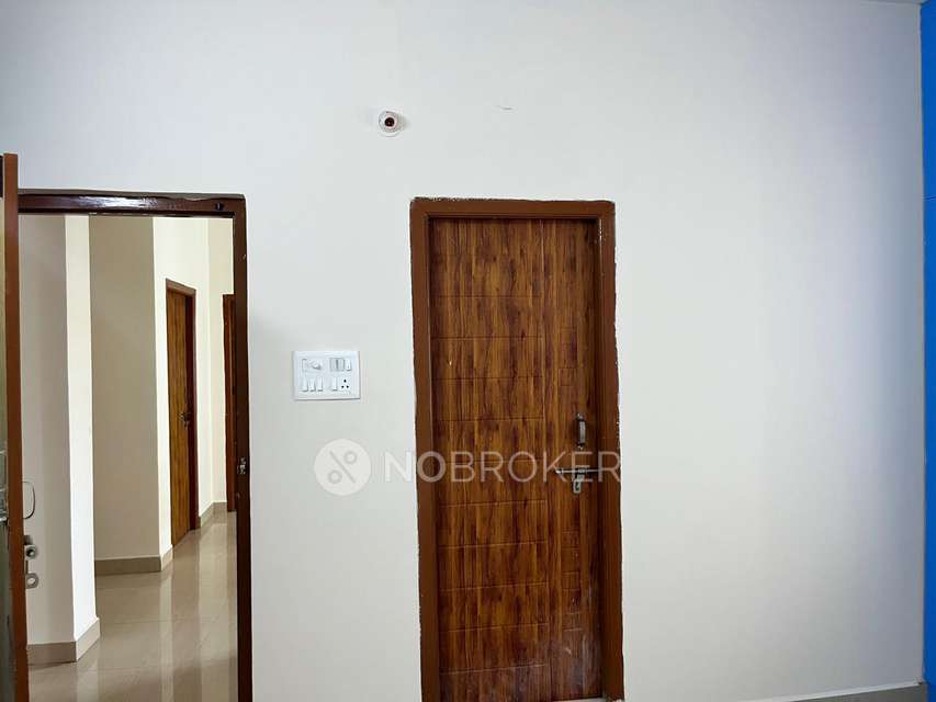 2 BHK Flat In Venkata Sai Green City Apartment For Sale  In Borabanda