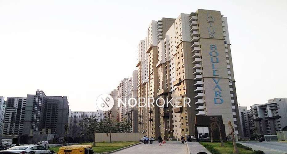 3 BHK Flat In 3c, Sector 100 For Sale  In Sector 100
