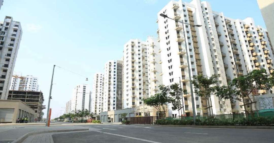 2 BHK Flat In Lakeshore Greens For Sale  In  Dombivali