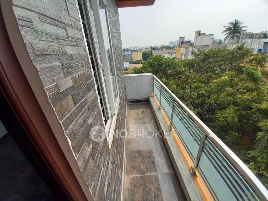 2 BHK Flat In Malar  Apartment For Sale  In Saligramam