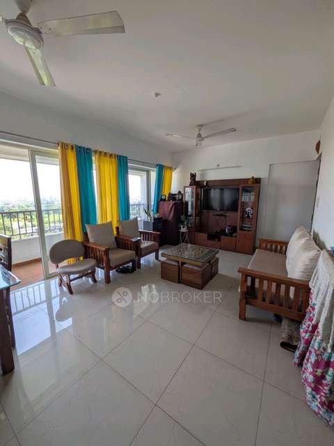 Single Room for Male In 2 BHK  In Amanora Victory Towers In Mundhwa, Pune