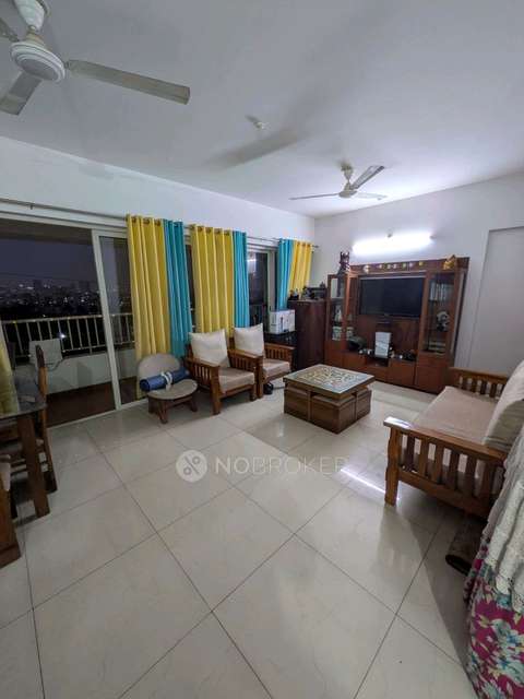 Single Room for Male In 2 BHK  In Amanora Victory Towers In Mundhwa, Pune