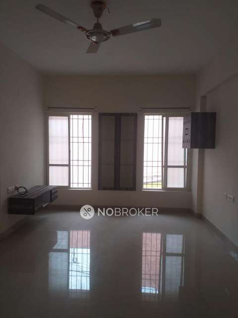 2 BHK Flat In Yajaman Mansion   For Sale  In Indira Nagar