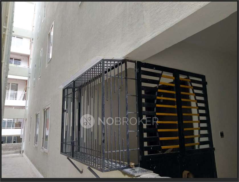 2 BHK Flat In Navanaami Platina , Thanisandra Main Road For Sale  In Thanisandra Main Road